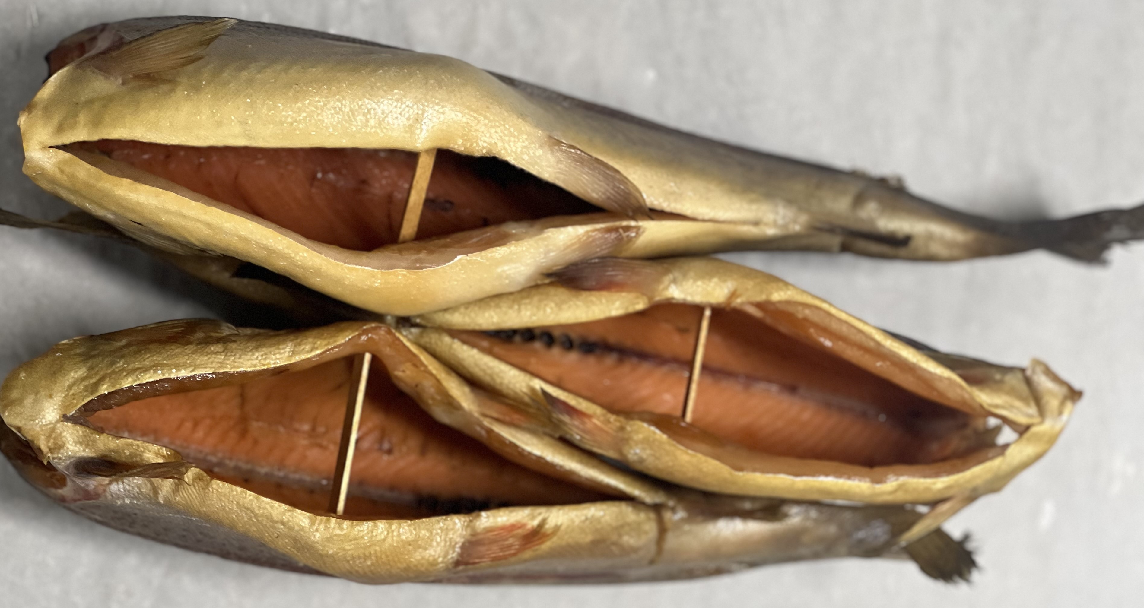 Форель тушка х/к